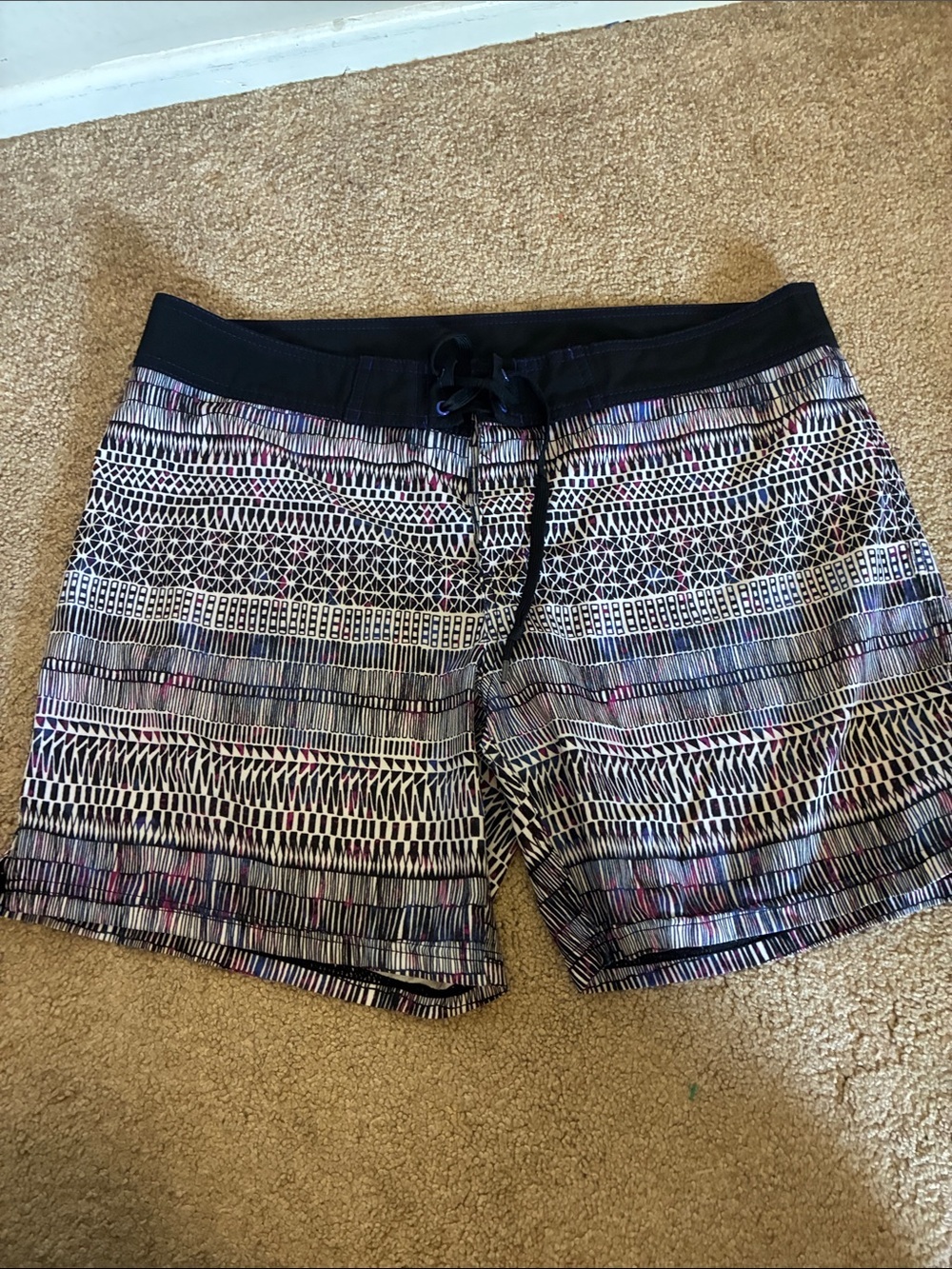 prAna Makenna Board Shorts Tribal Geometric Lace Up Swimwear size L